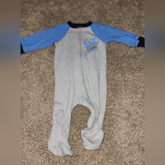 Under Armour Other - Baby Sleeper